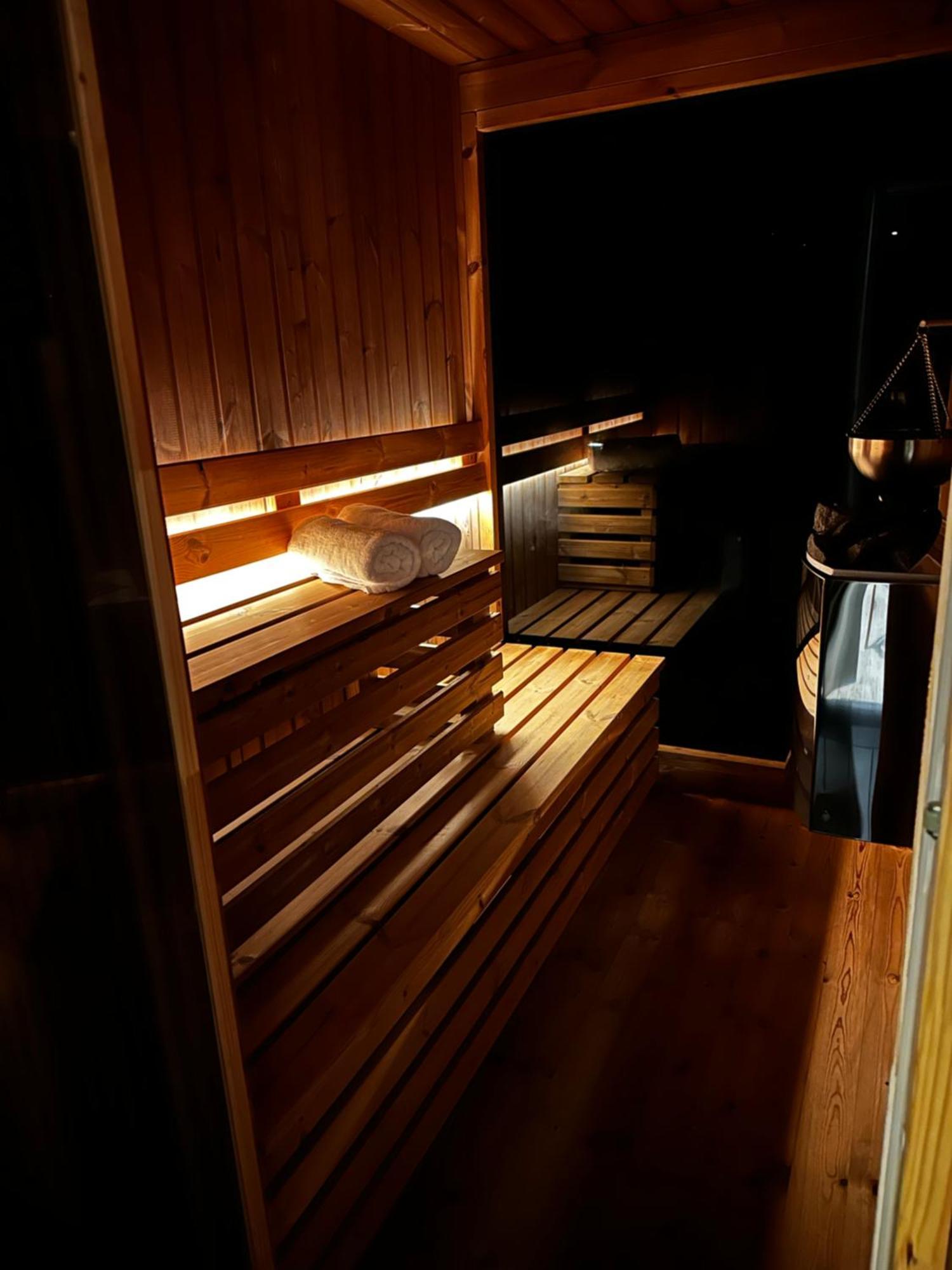 Kocon Brown Deer - Z Sauna Na Tarasie, Jacuzzi I Widokiem Na Gory - By Deer Hills Luxury Apartments מראה חיצוני תמונה